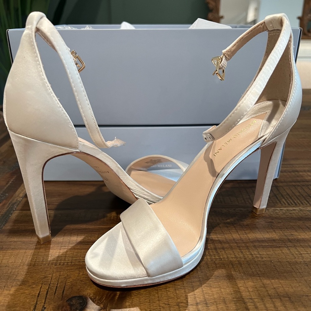 Antonio Melani Paislee White Satin Platform Heel Sandal